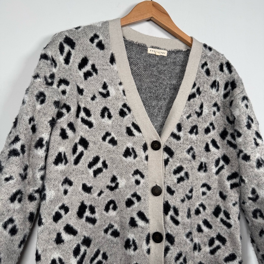 Retrology Animal Print Cardigan Sweater, Size L, Great Condition! - Picture 2 of 11